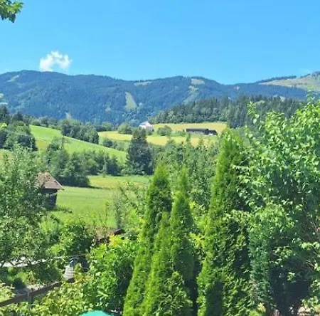 Sonniges Und Gaestezimmer, Haus Borowiec *