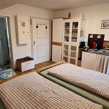 Sonniges Und Gaestezimmer, Haus Borowiec