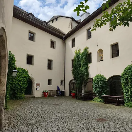 Apartment Sonniges Und Gaestezimmer, Haus Borowiec Hofmark