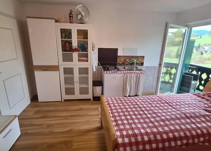 Apartament Sonniges Und Gaestezimmer, Haus Borowiec Hofmark
