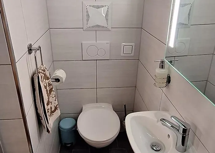 Sonniges Und Gaestezimmer, Haus Borowiec Apartament Hofmark